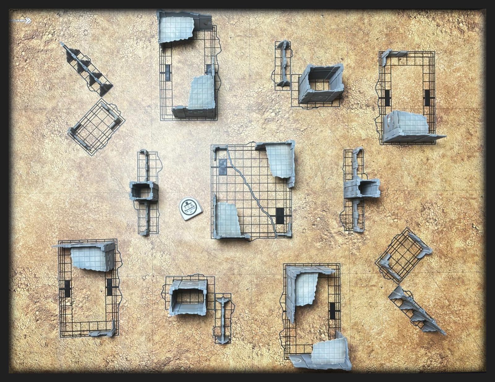 Vue d'ensemble d'une table V11 avec décors pliables et gabarits de zone